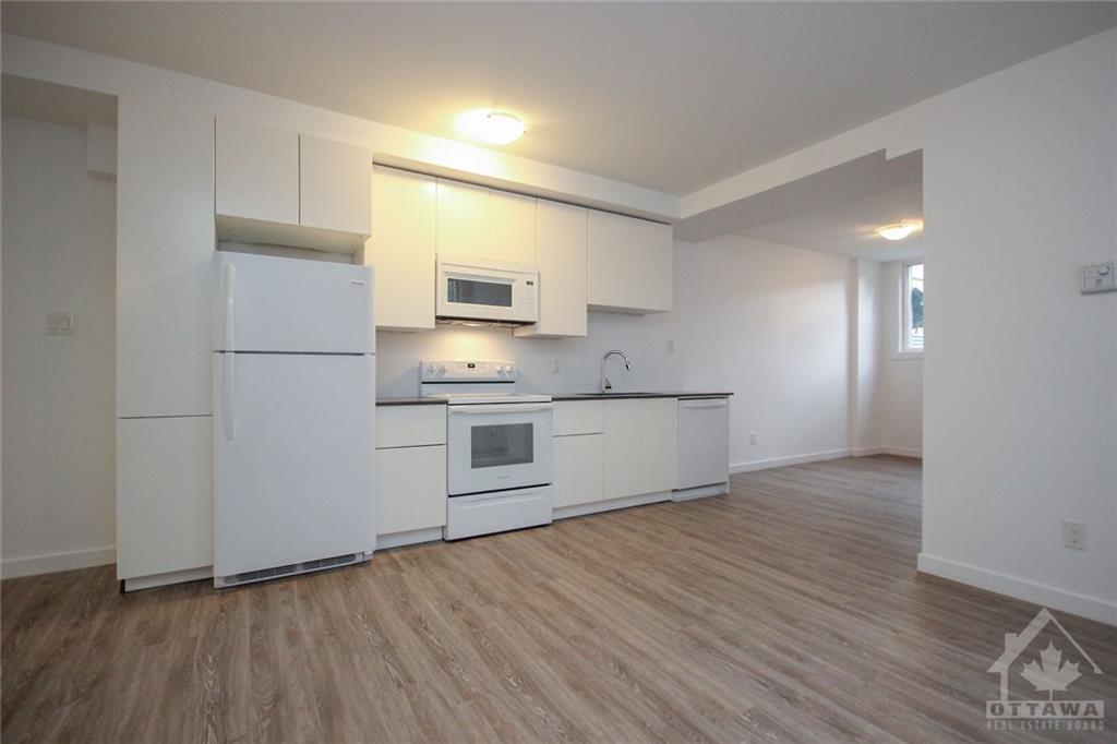 247 GRANVILLE Street, #B