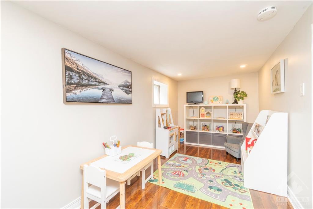 17 WESTMOUNT Avenue