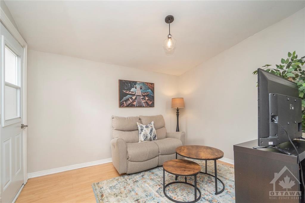 17 WESTMOUNT Avenue