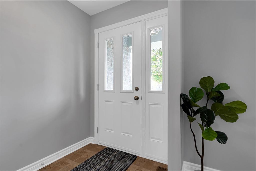 528 JOANNE Crescent