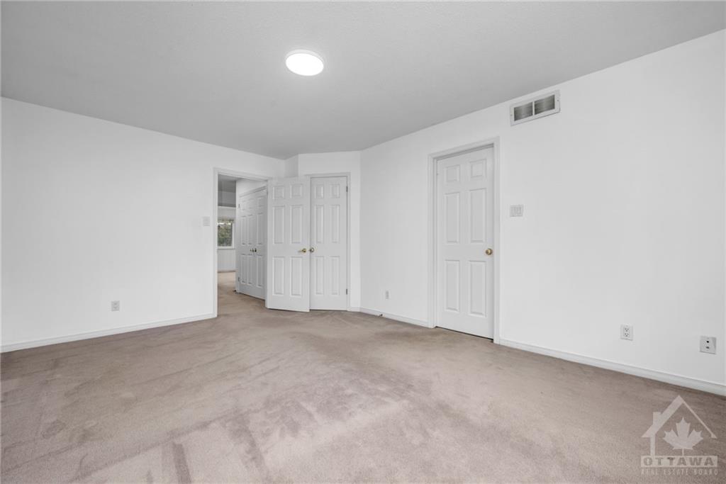 39 INVERKIP Avenue