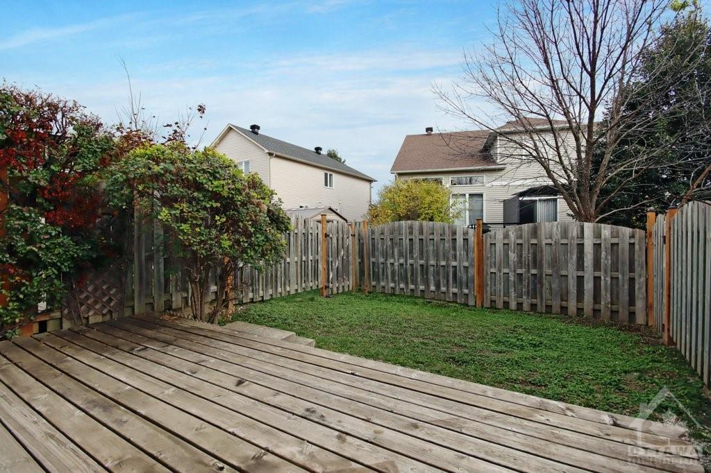 1002 ROCKY HARBOUR Crescent