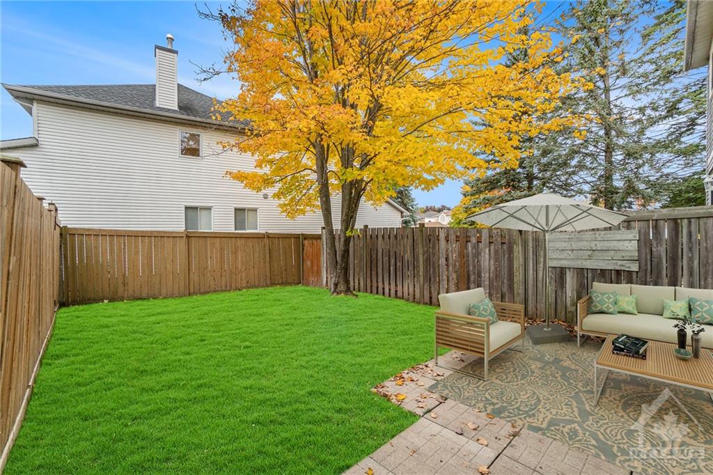 776 CLEARCREST Crescent