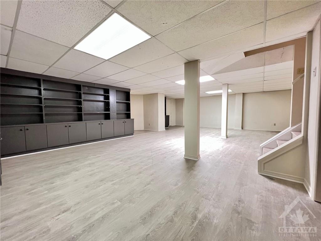 222 TWYFORD Street