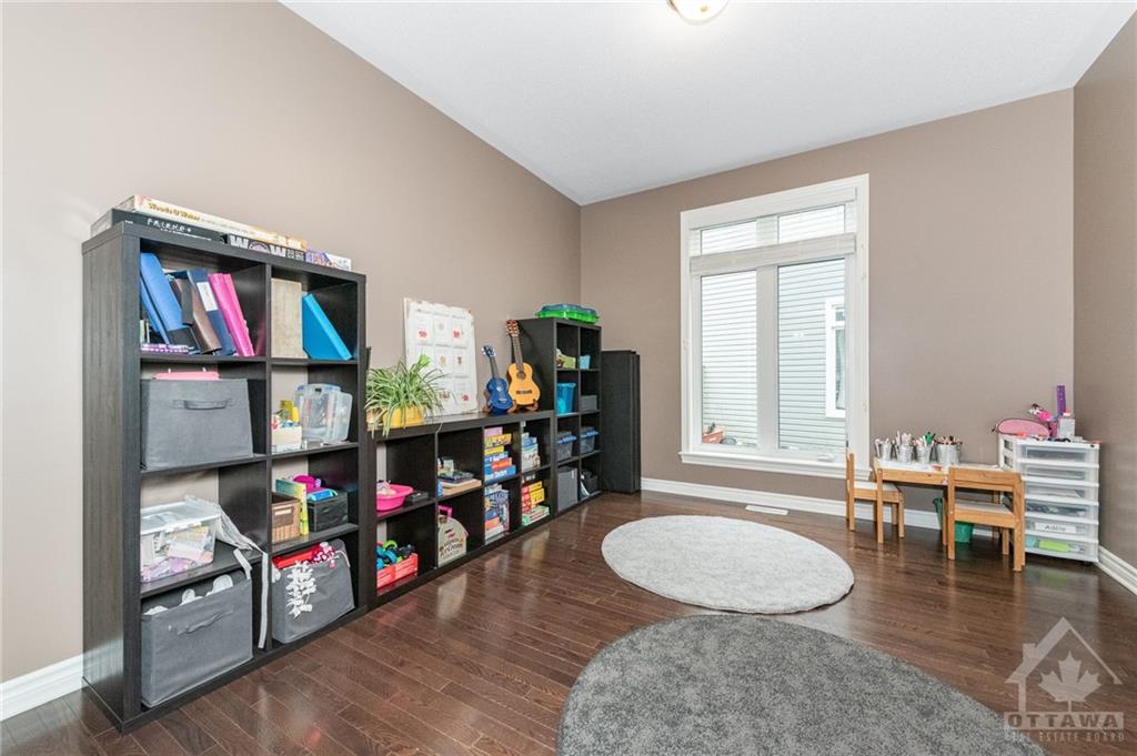113 DAGLAN Crescent