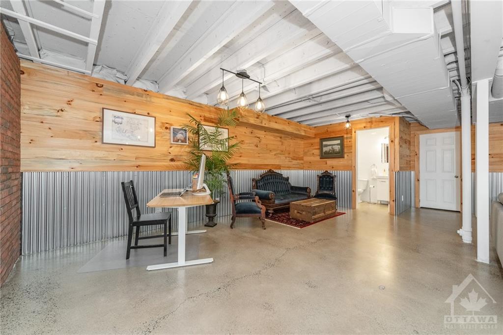 113 DAGLAN Crescent