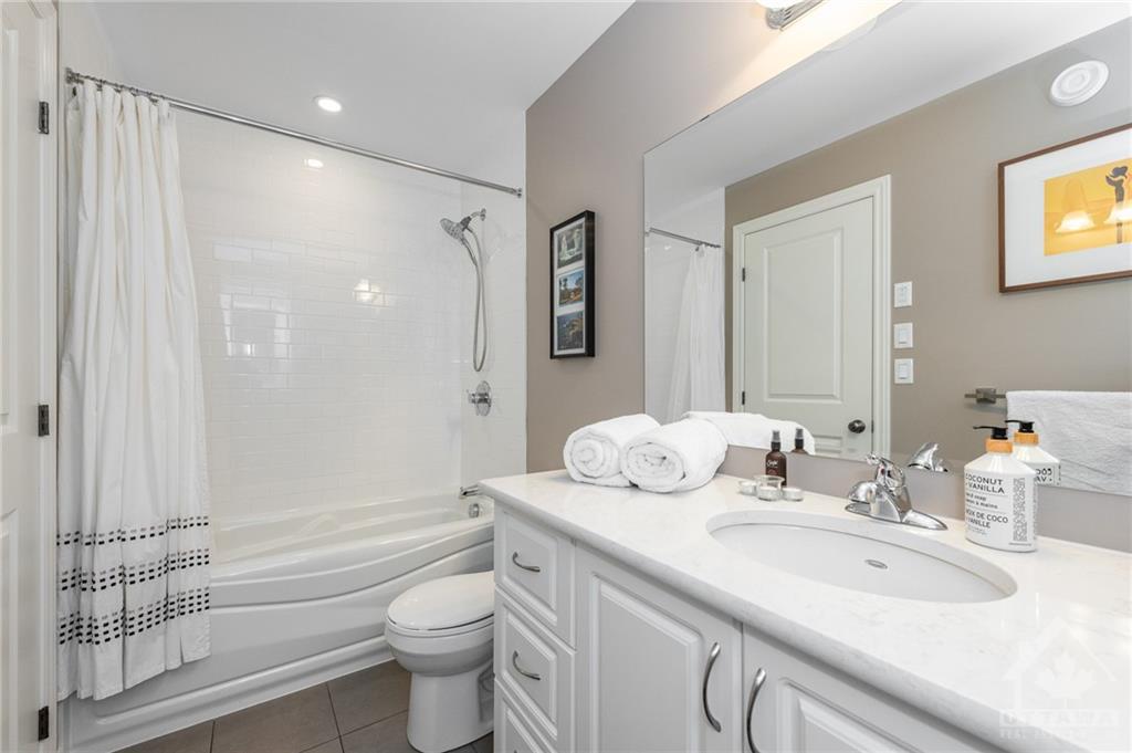 113 DAGLAN Crescent