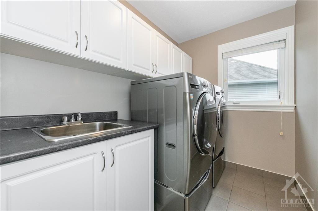 113 DAGLAN Crescent