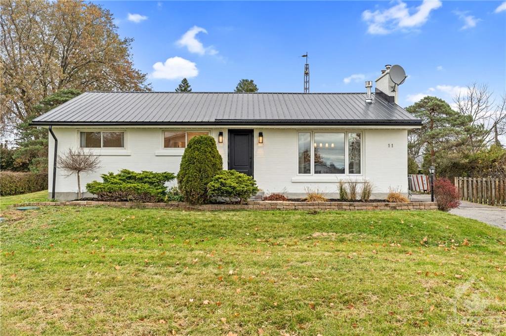 11 SUNSET Drive