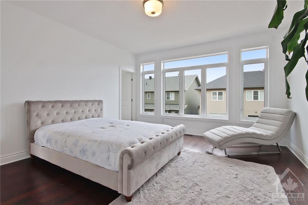 529 PEERLESS Street