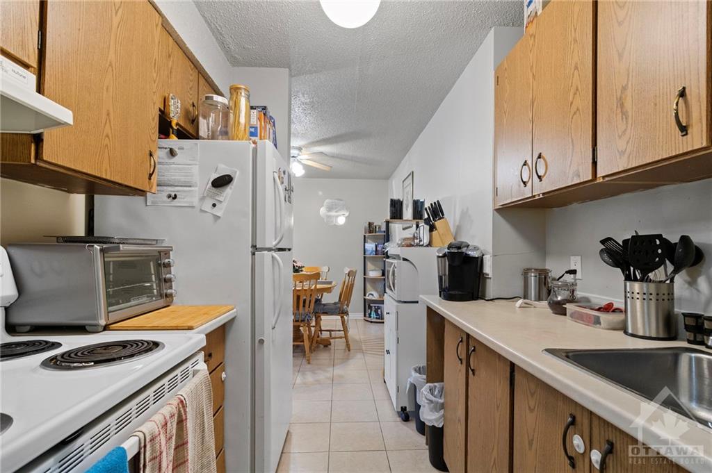 825 MACODRUM Drive, #3