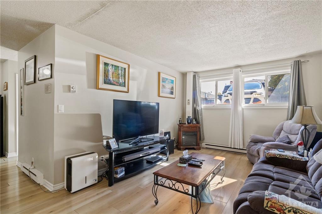 825 MACODRUM Drive, #3