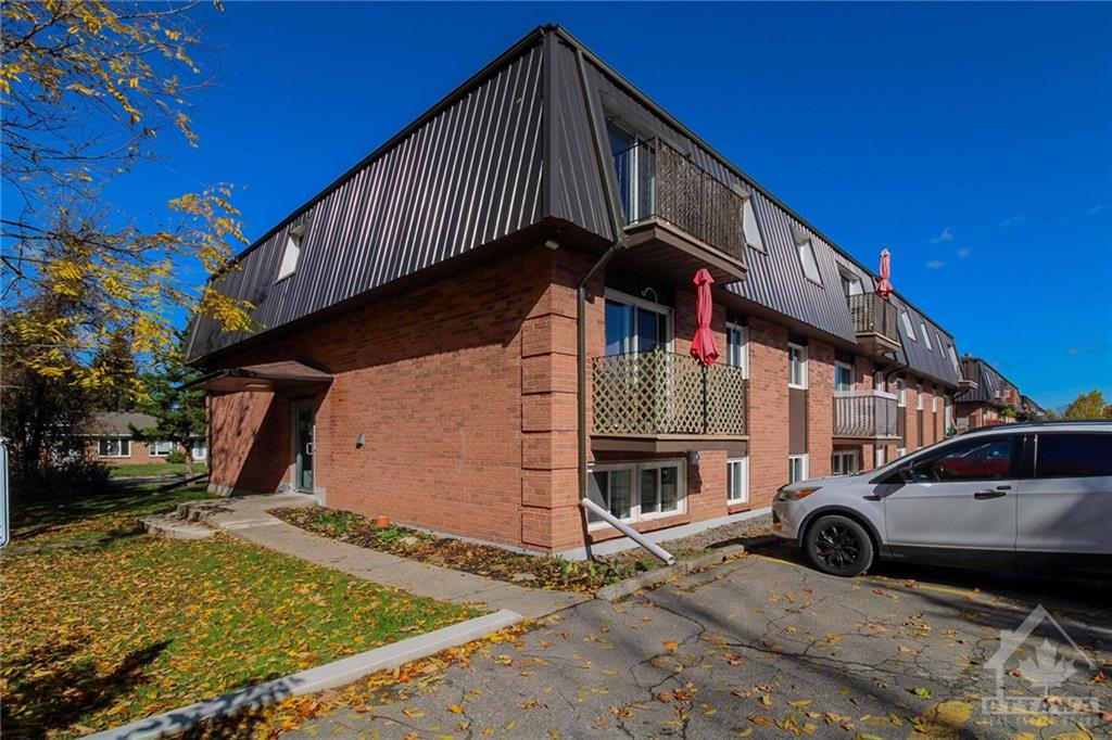 825 MACODRUM Drive, #3