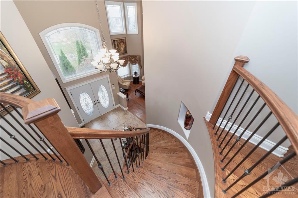 425 LOCKMASTER Crescent