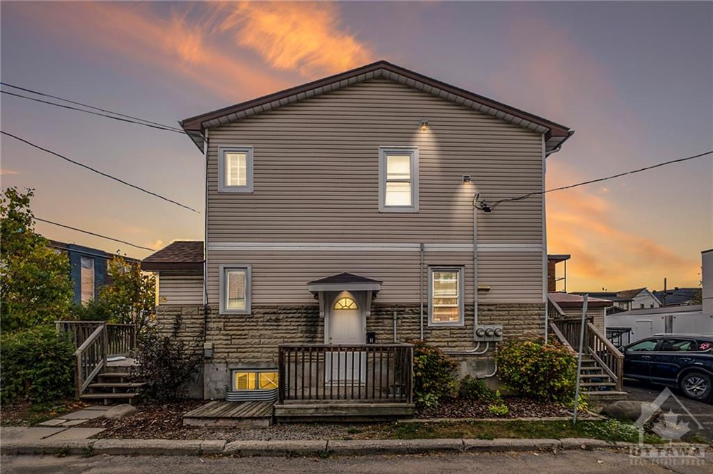 136 DESCHAMPS Avenue