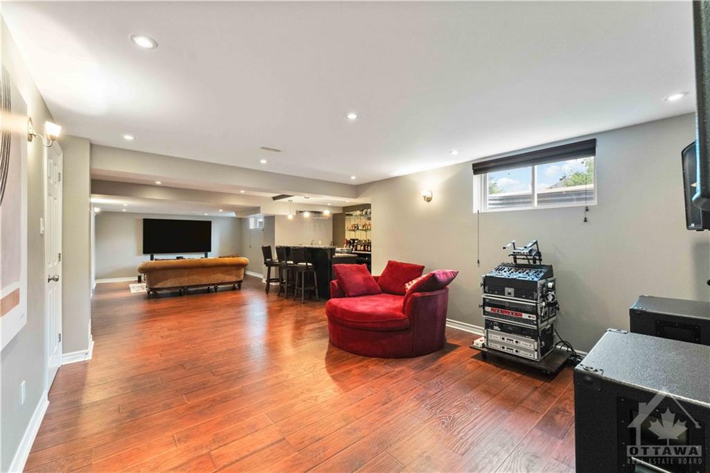2240 CLERMONT Crescent