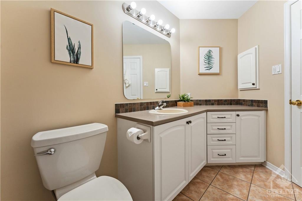 2240 CLERMONT Crescent