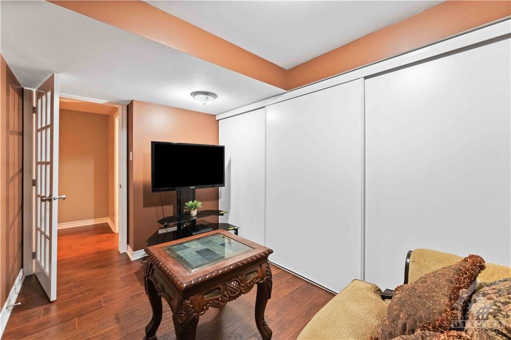 2240 CLERMONT Crescent