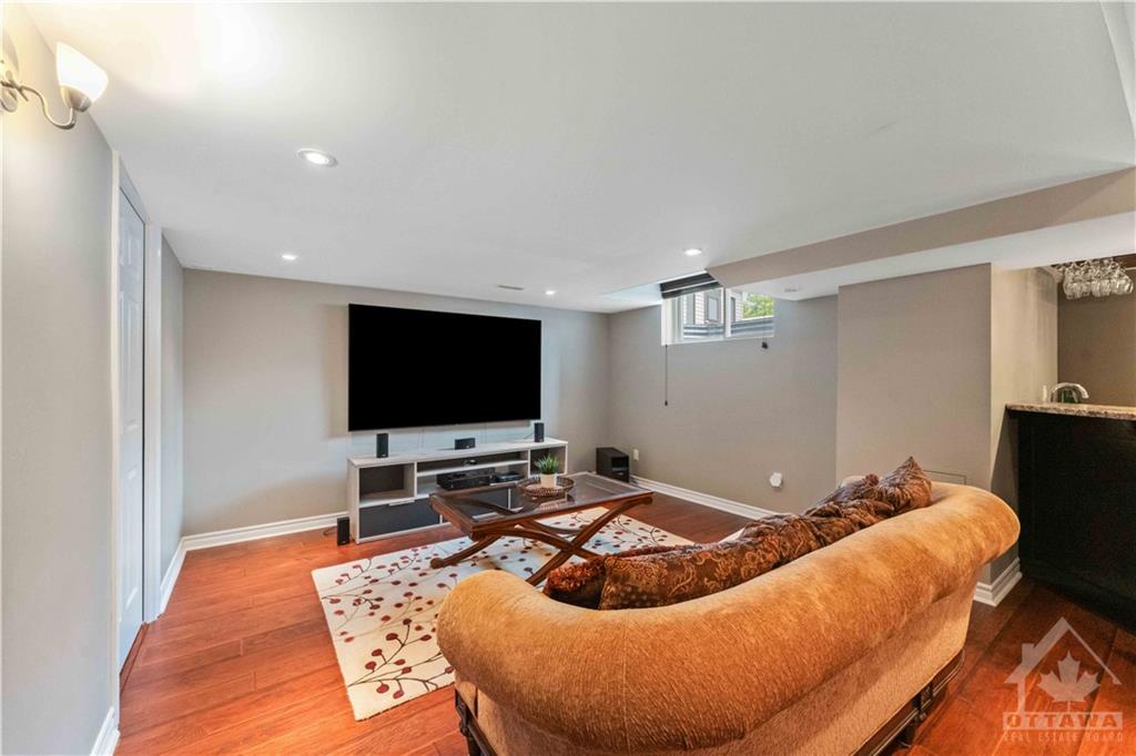 2240 CLERMONT Crescent