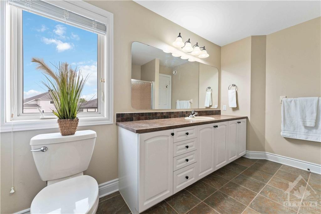 2240 CLERMONT Crescent