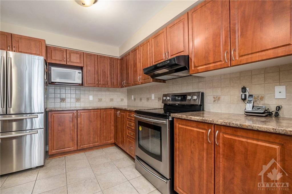 2477 ESPRIT Drive