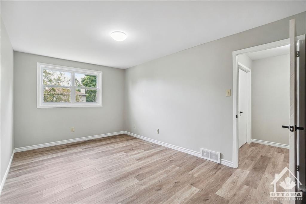 1444 LAURIN Crescent