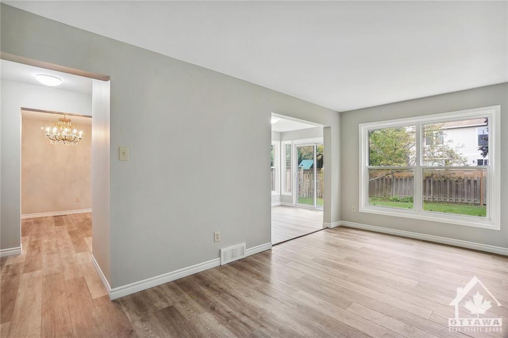 1444 LAURIN Crescent