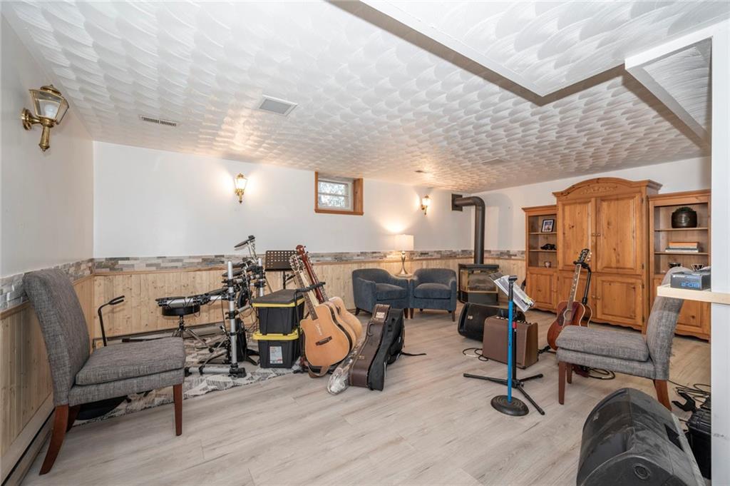1328 NEWARK Avenue