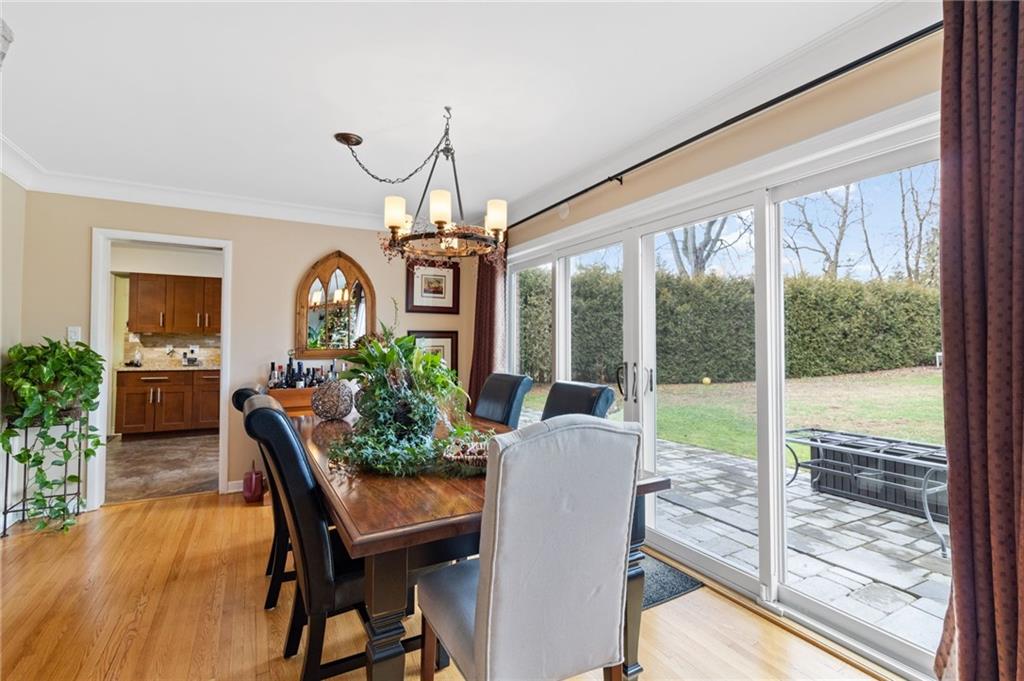 36 FAIRKNOWE Drive