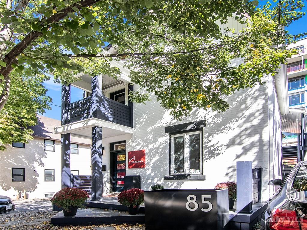 85 HINTON Avenue N
