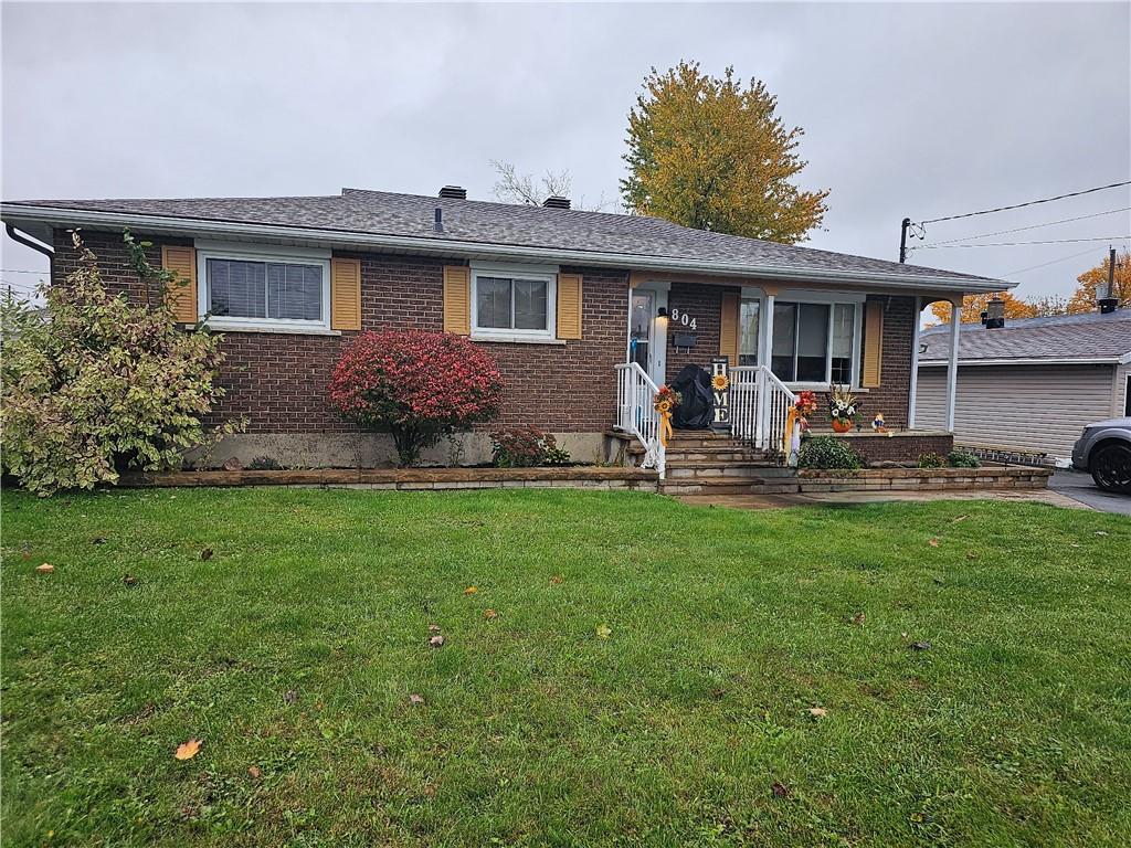 804 CARLETON Street