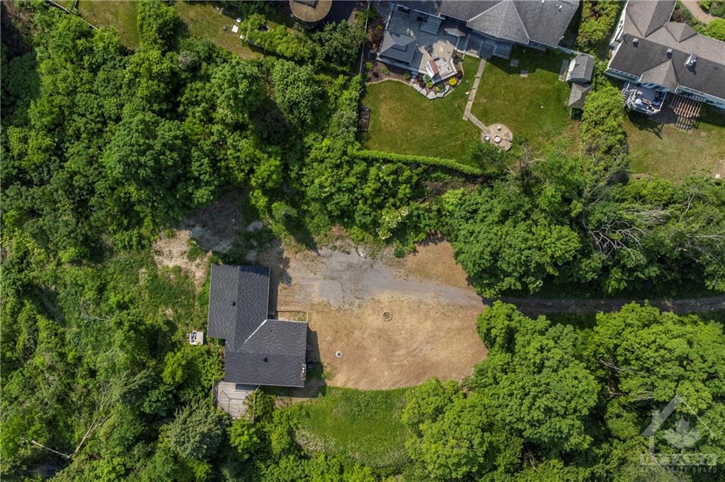 1541 BELLA VISTA Drive