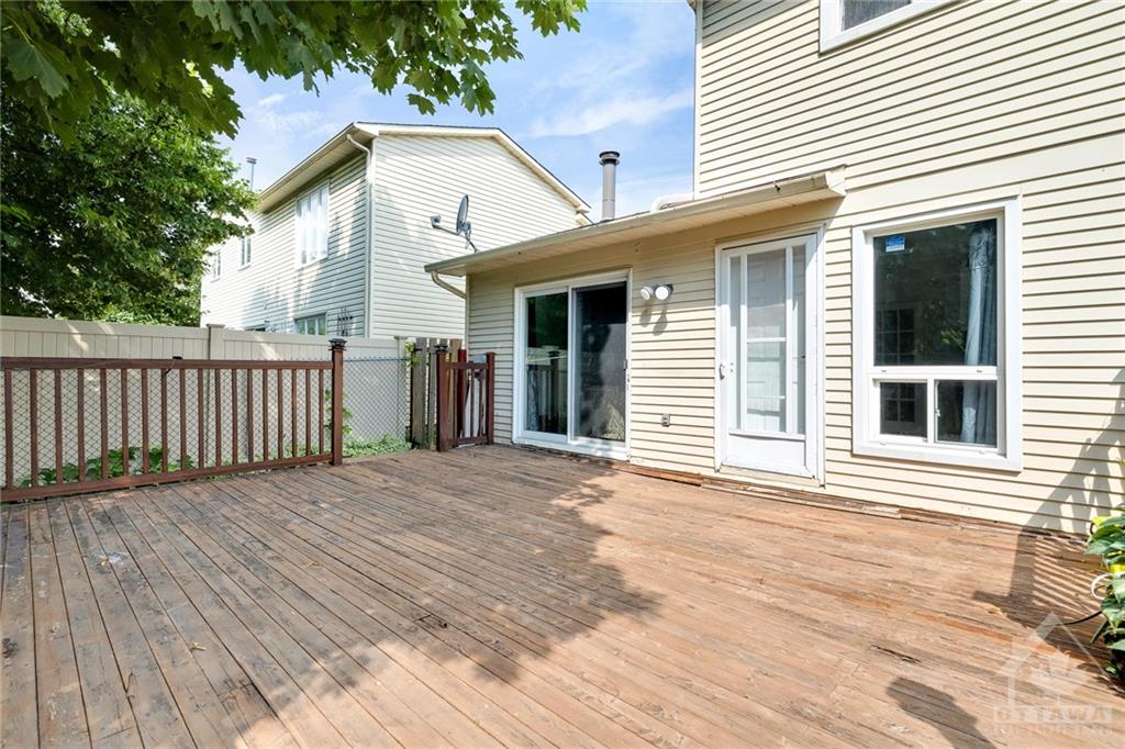 6132 VINEYARD Drive