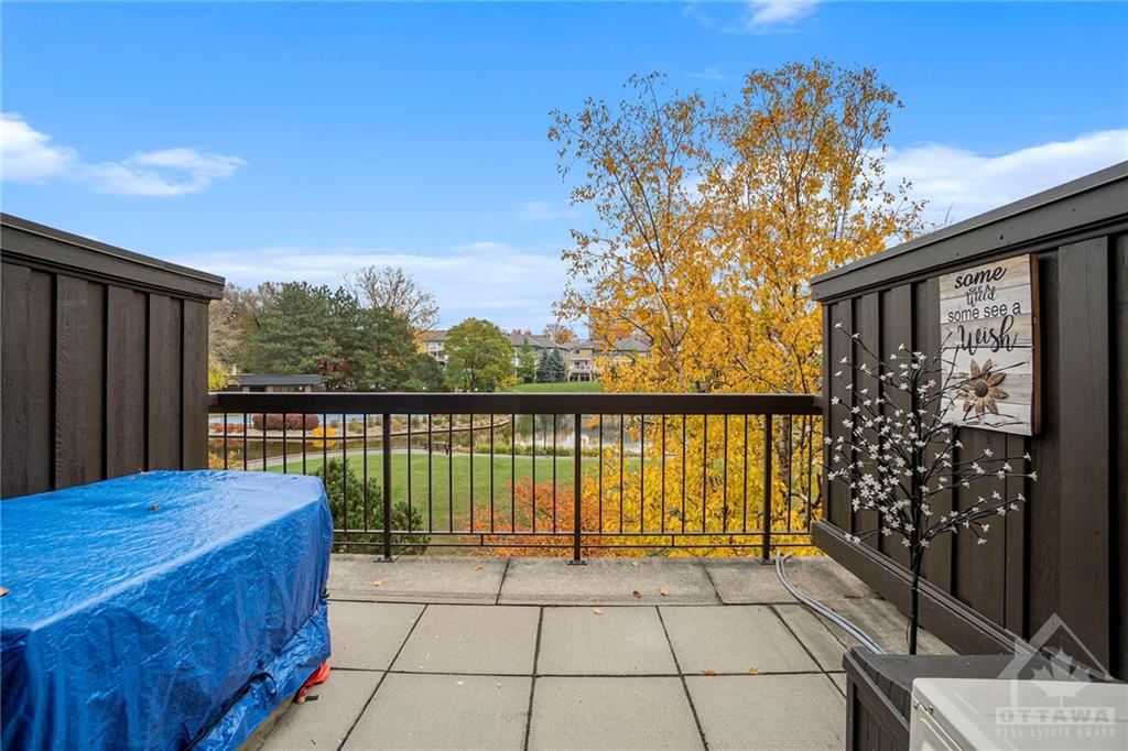 525 ST LAURENT Boulevard, #27