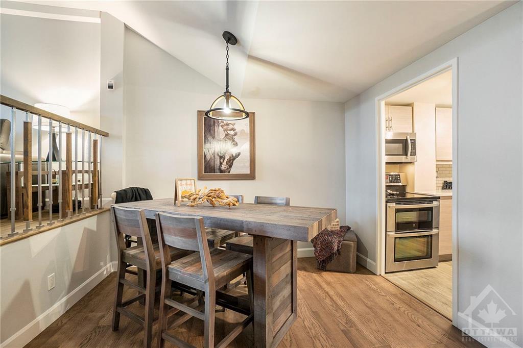 525 ST LAURENT Boulevard, #27