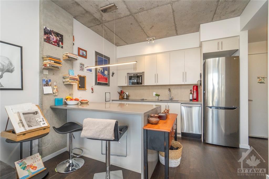 1000 WELLINGTON Street W, #605