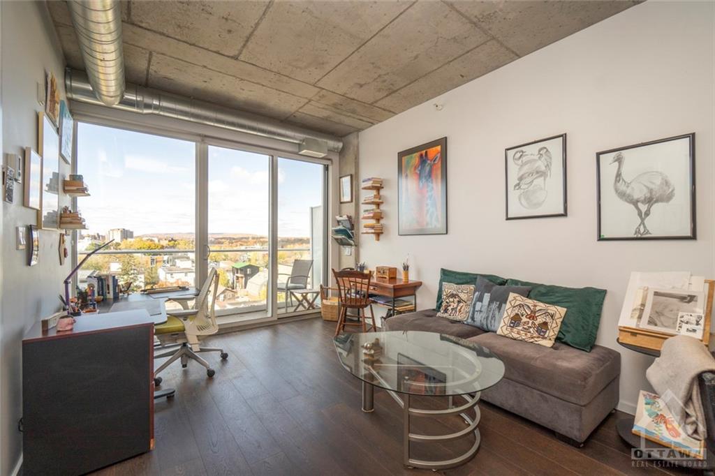 1000 WELLINGTON Street W, #605