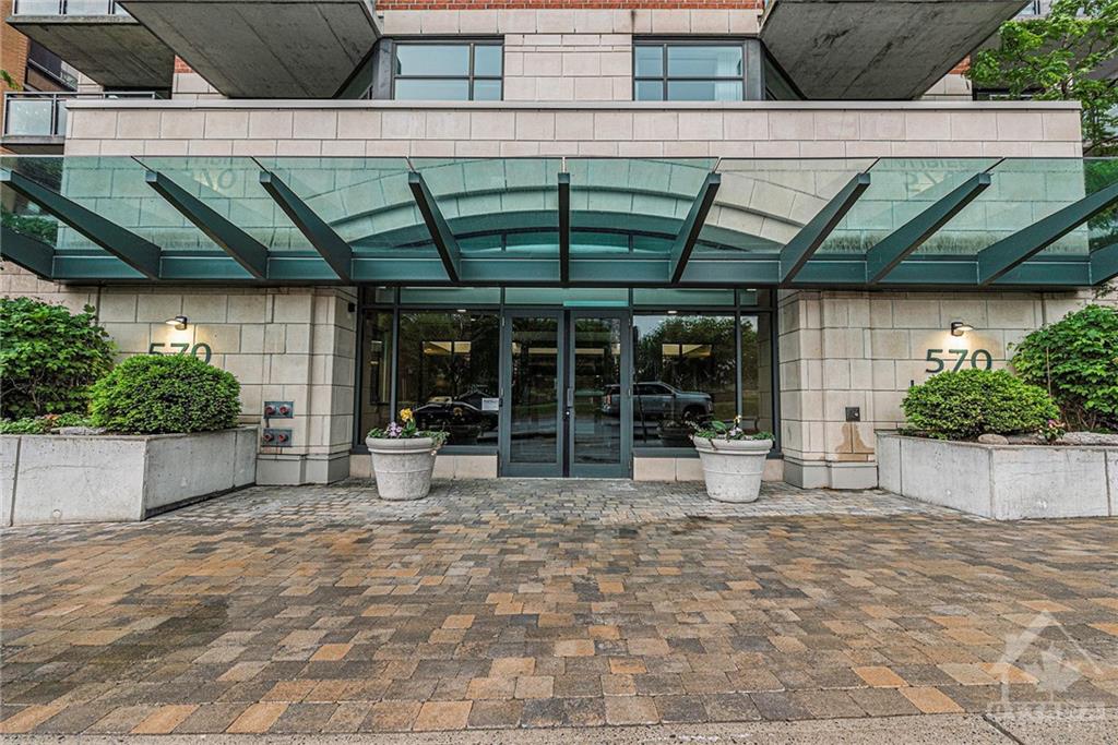 570 LAURIER Avenue, #2003