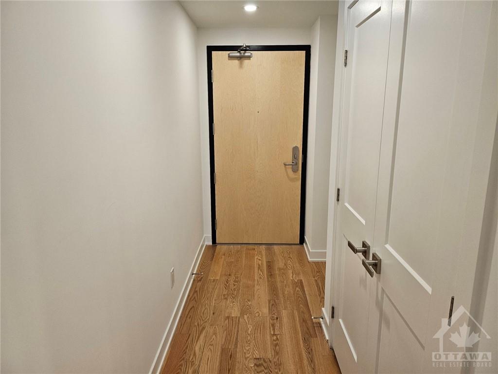 340 QUEEN Street, #202