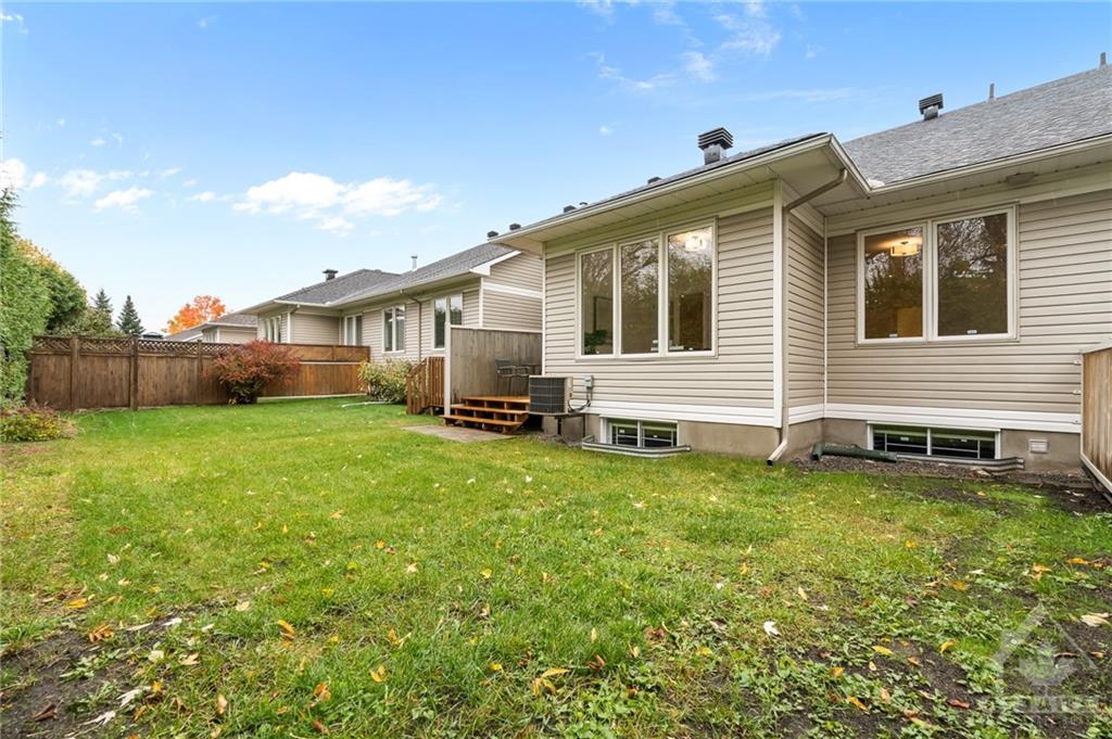 1589 HENRI LAUZON Street