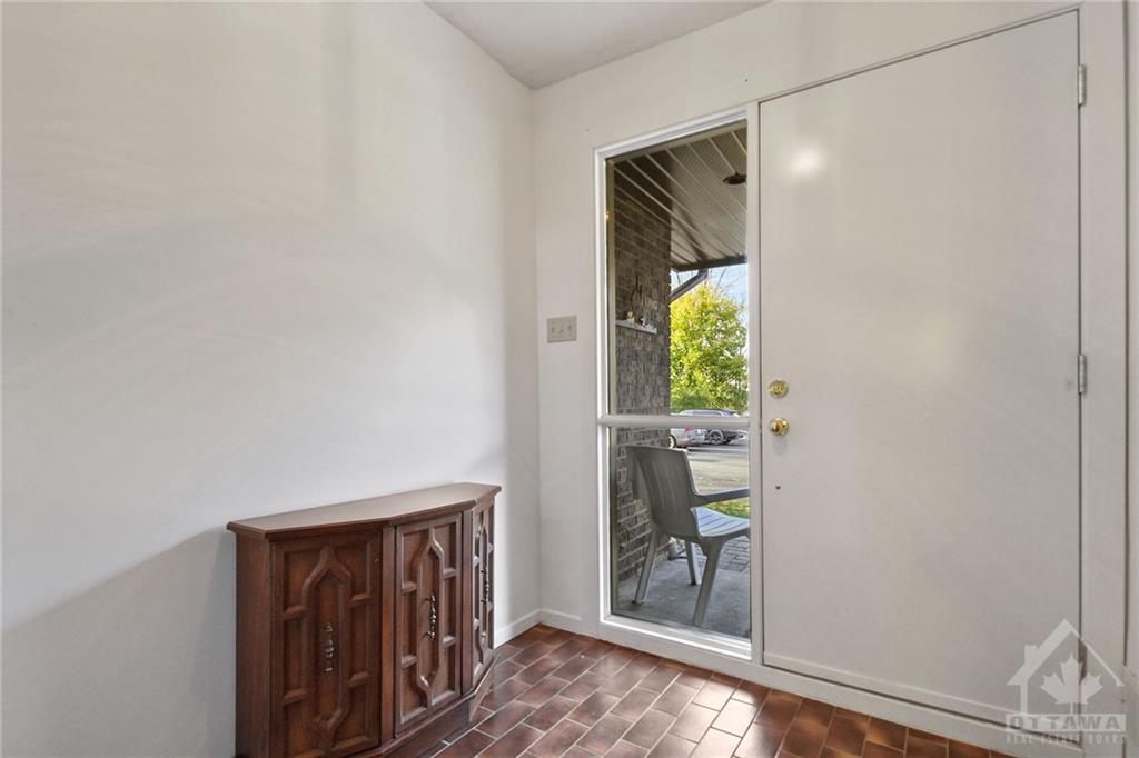 655 RICHMOND Road, #19