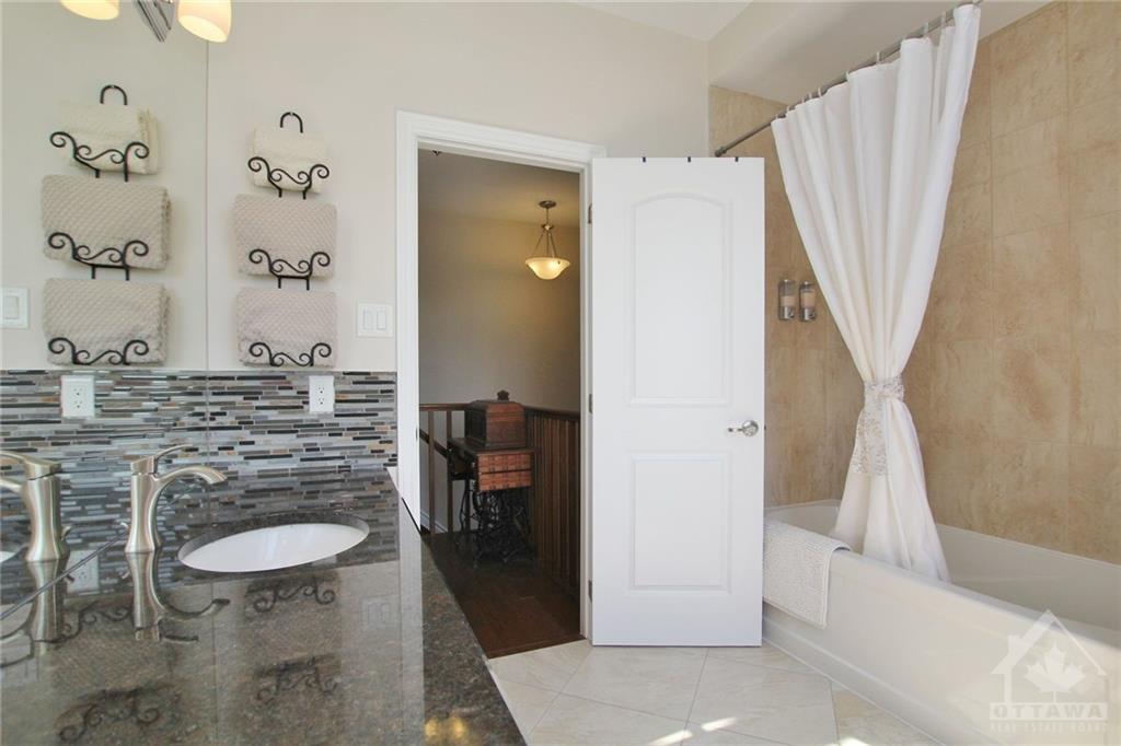 945 SHIMMERTON Circle