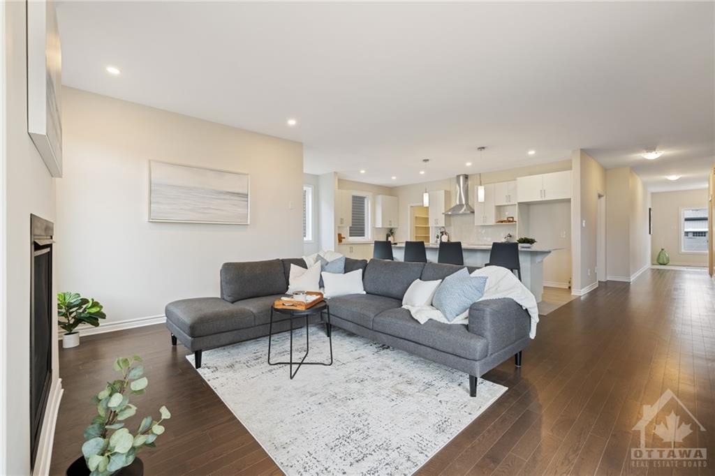 764 PETANQUE Crescent