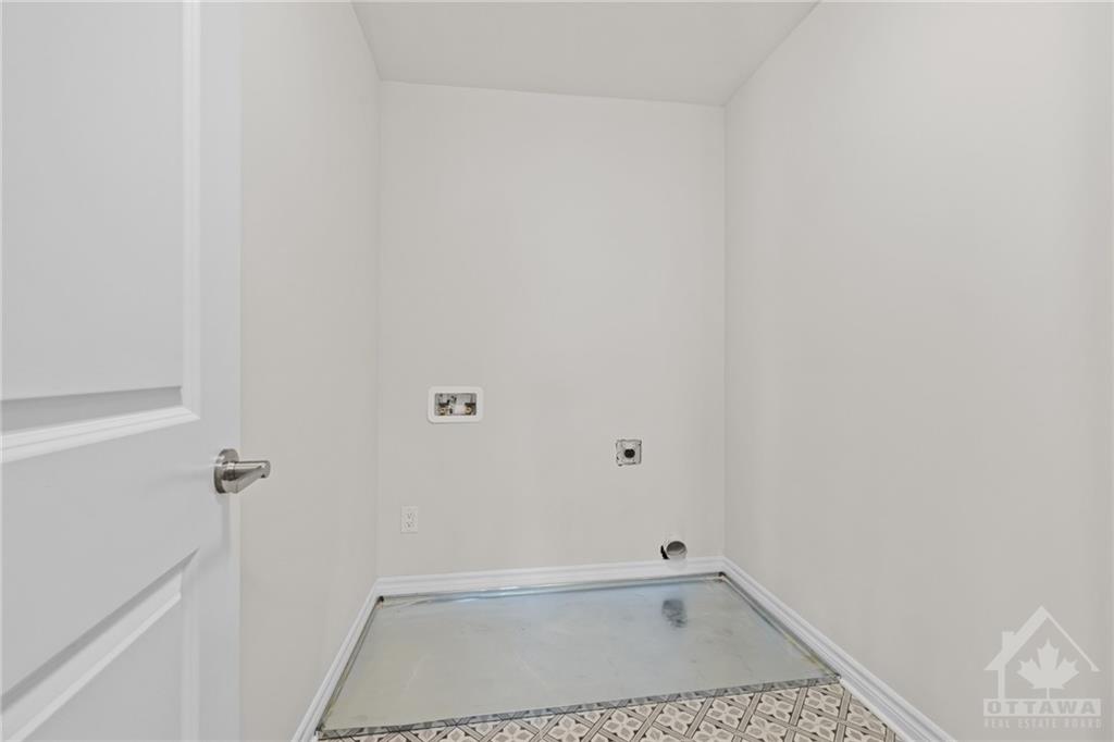 764 PETANQUE Crescent