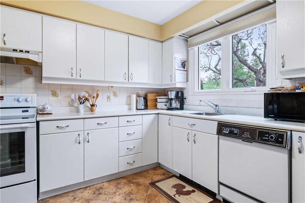 115 WRIGHT Crescent, #73