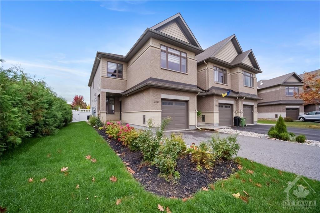 100 WOODHURST Crescent