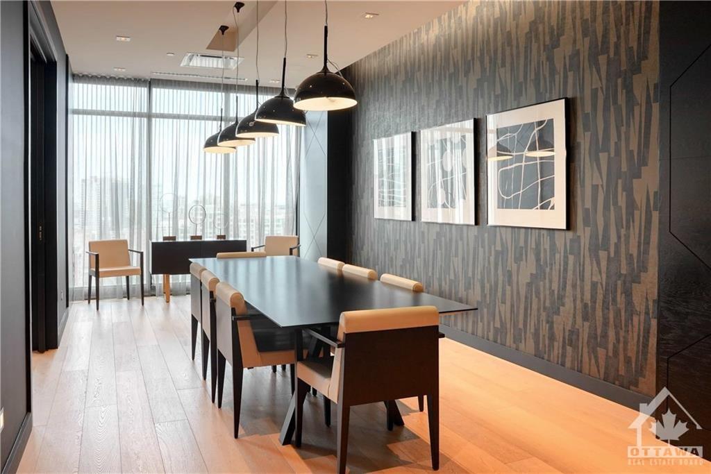 255 BAY Street, #317