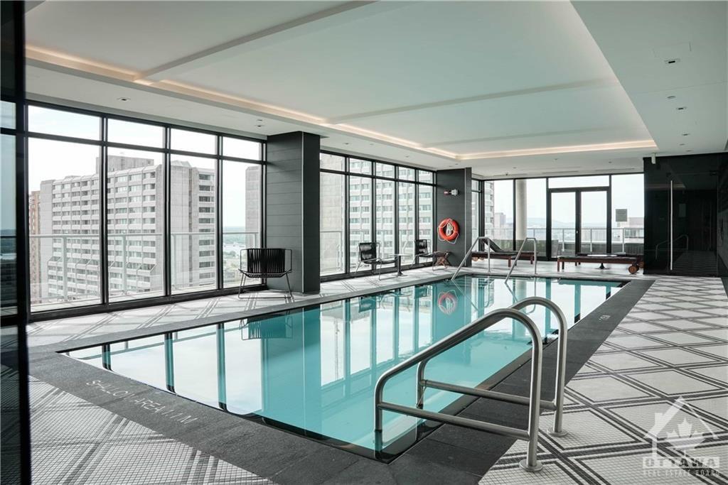 255 BAY Street, #317