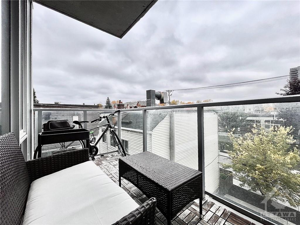255 BAY Street, #317