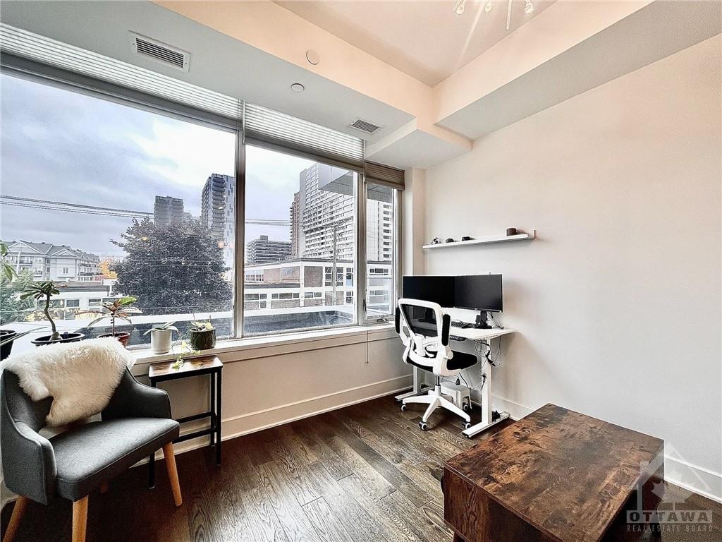 255 BAY Street, #317